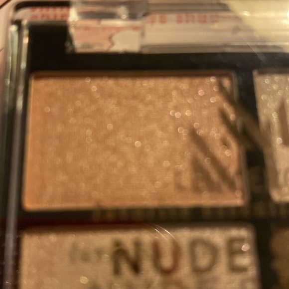 Le Mercerie nude smoky eye shadows - Picture 3 of 5